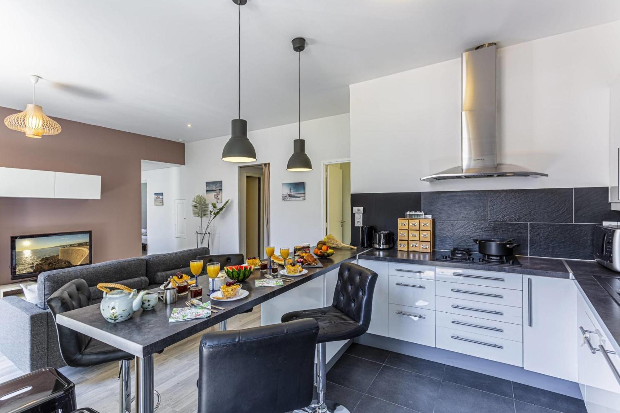 Guisol - Typical Nice 3 Bedroom Ac Near Port Экстерьер фото